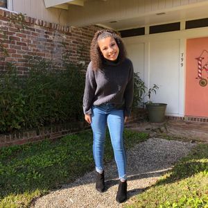 Meet your Posher, Sky